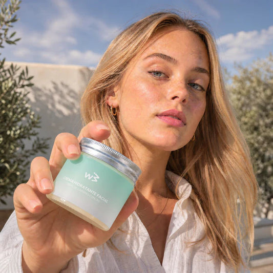 Crema Facial Hidratante con Cáñamo Ecológico y Q10 — 50 ml